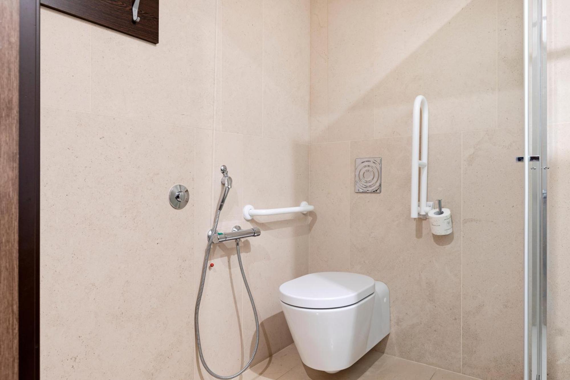 B&B Hotel Milano Central Station Kültér fotó