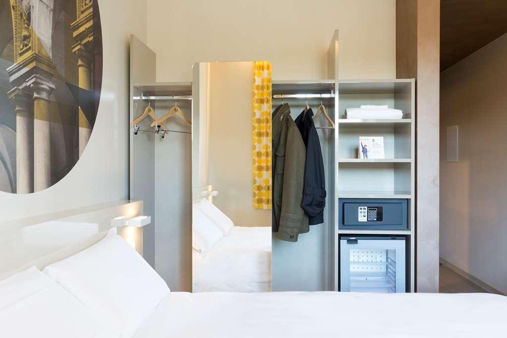 B&B Hotel Milano Central Station Szoba fotó